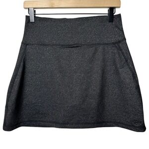 KAVU Women's Athletic Skort Women's Small‎ Heathered Black Stretch Outdoor Skort